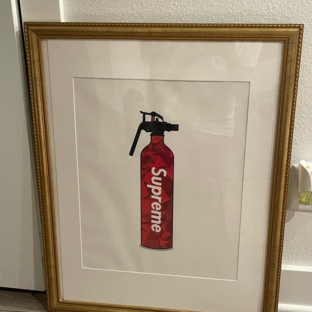 Supreme Print Home Decor Golden Frame - Picture 3 of 7